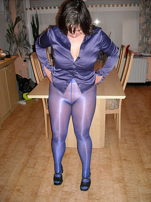 Private photos of girls in pantyhose of different colors